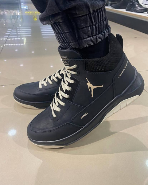 photo_2025-12-16_17-59-15